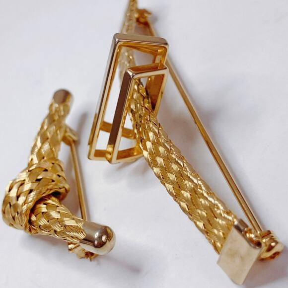 VTG Set of 2 Brooches 50s 60s Gold Tone Mesh Knot & Bar Mid Century Sculptural - Picture 5 of 12
